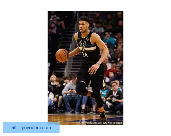 拜仁官方宣布穆尔西亚拉当选队内赛季最佳球员荣誉得主