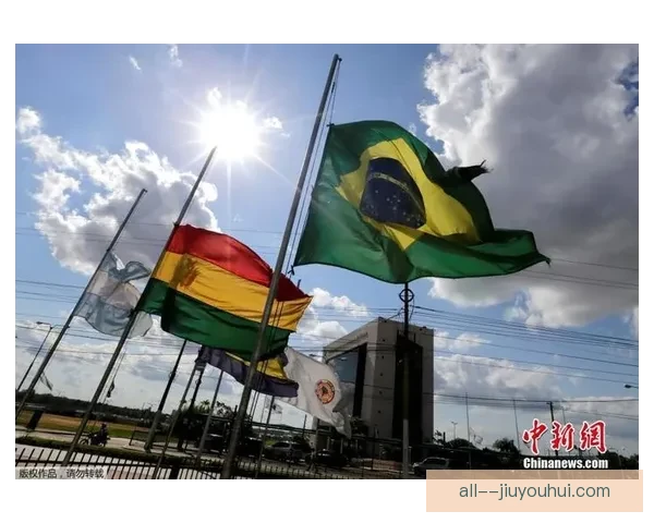 沙佩科恩斯空难悲剧震惊世界足坛球迷无不哀悼团结共铭记英雄们的英勇与坚韧